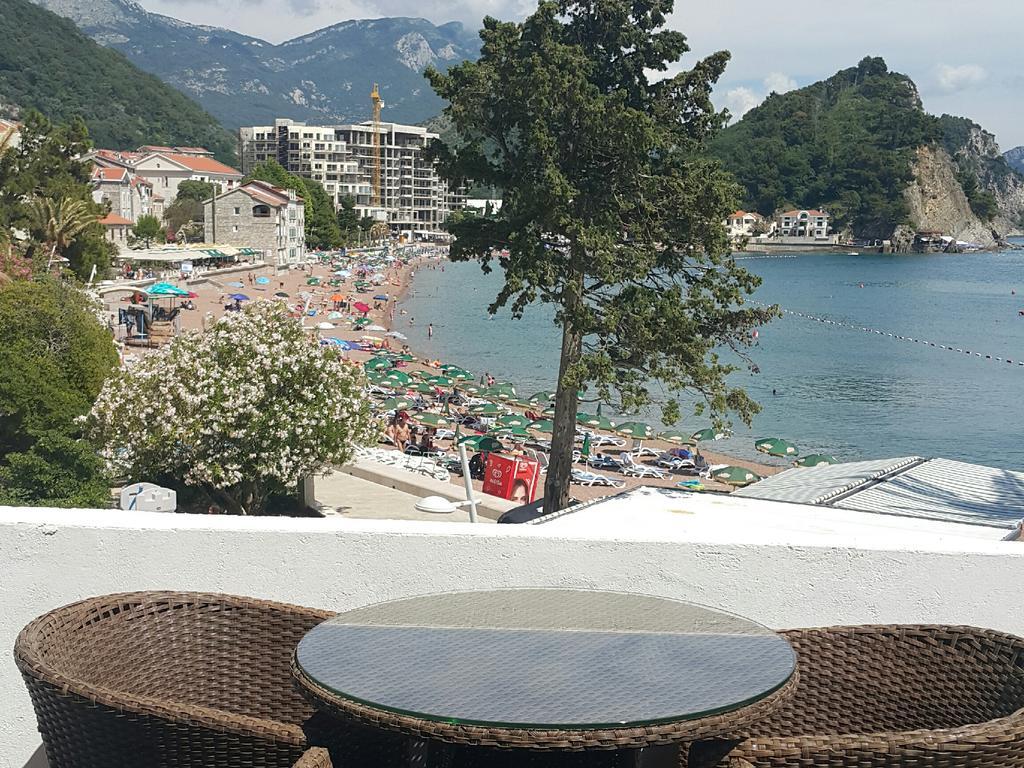 Apartments Mtv Petrovac 外观 照片